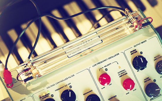 Rhytmic Robot Audio SpaceMan (KONTAKT) 弹簧振荡合成器音源